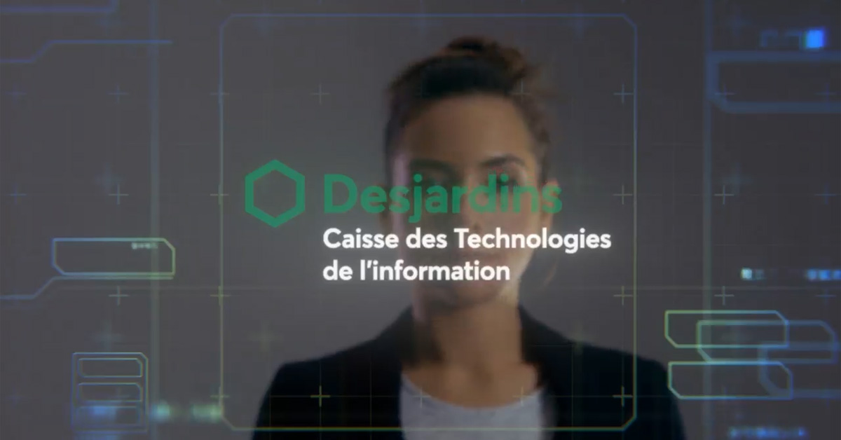 Femme en arrière plan du logo Desjardins Caisse des Technologies de l'Information - AGA 2022